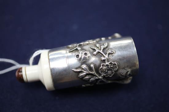 An unusual Chinese silver and ivory snuff bottle, early 20th century, 7.5cm